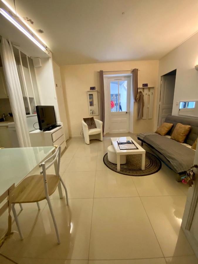 Appartement 2 Chambres - Suquet, Terrasse Et Parking Cannes Bagian luar foto