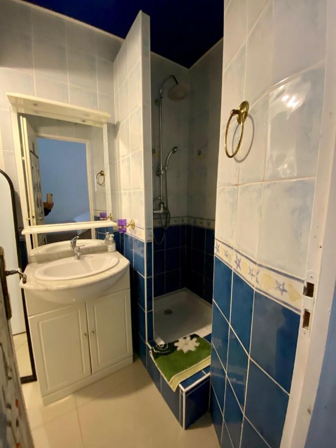 Appartement 2 Chambres - Suquet, Terrasse Et Parking Cannes Bagian luar foto