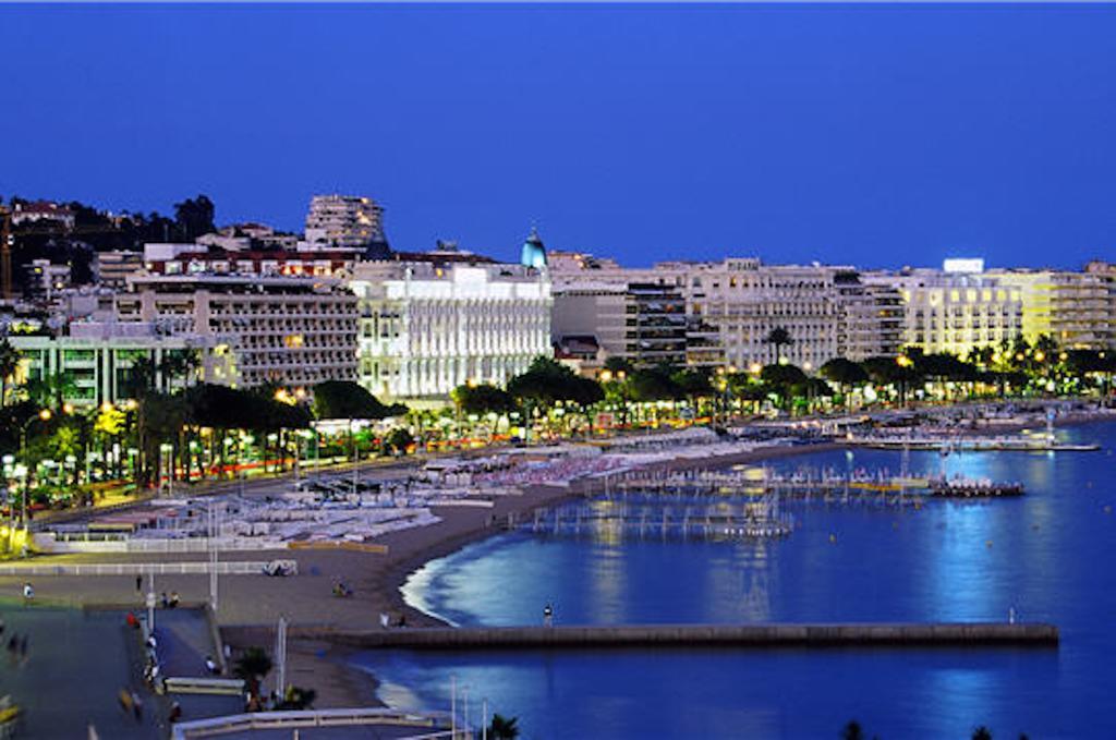 Appartement 2 Chambres - Suquet, Terrasse Et Parking Cannes Bagian luar foto